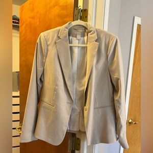 H&M Women’s Fitted Blazer